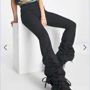 Asos Design High Waist Skinny Flare with Ruched Hem Detail in Black US Size 8